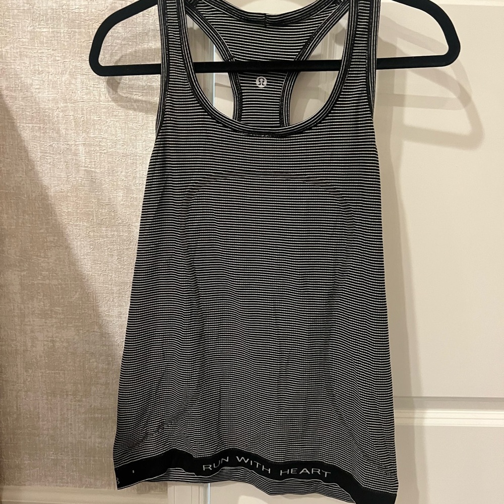 Lululemon Athletica Fitted Gray Black Sleeveless Tank